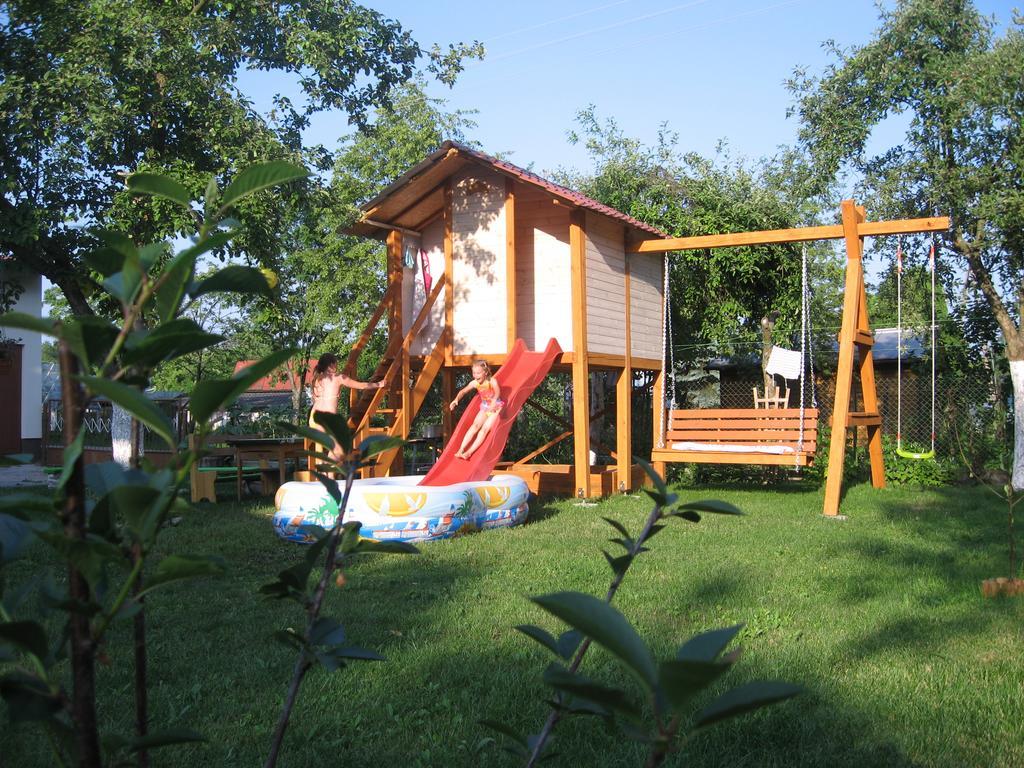 Pokoje I Domki Nad Kanalem Bystrym Аугустов Екстериор снимка